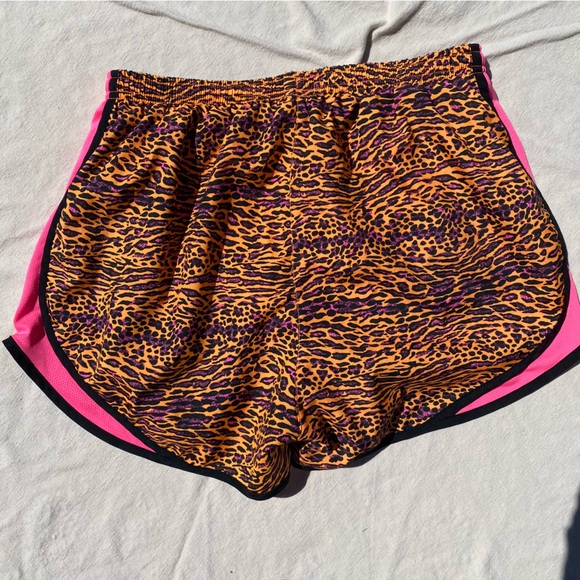 Nike Dry Fit Running Shorts - Picture 5 of 5